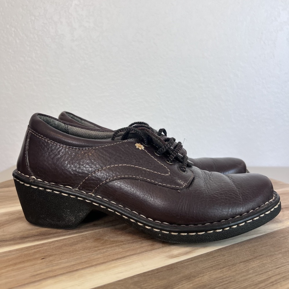 Y2K Eastland Oxford Womens 8 M Brown Leather Dark Academia Librarian Granny Chic